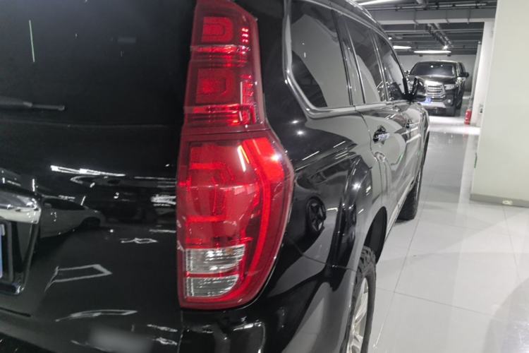 Used Haval H9 2017 2.0T Gasoline 4x4 Luxury 7-Seater Right Rear Taillight