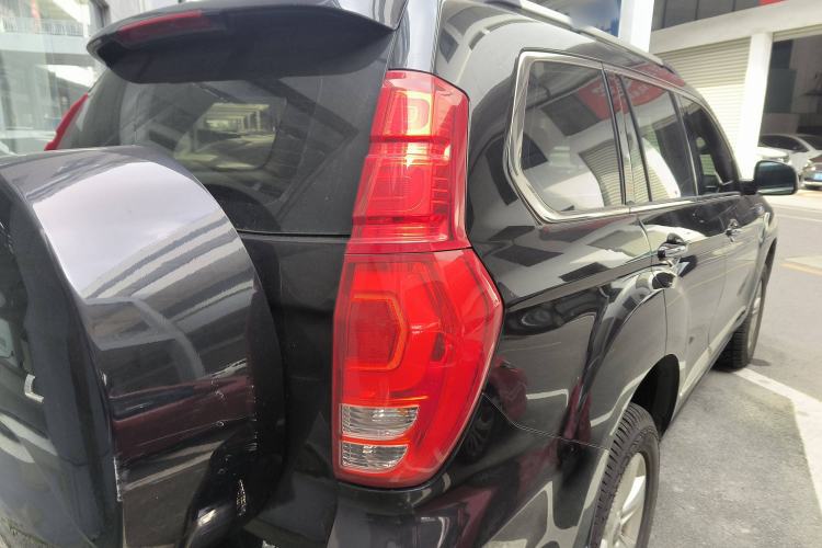 Used Haval H9 2017 2.0T Gasoline 4x4 Luxury 7-Seater Right Rear Taillight