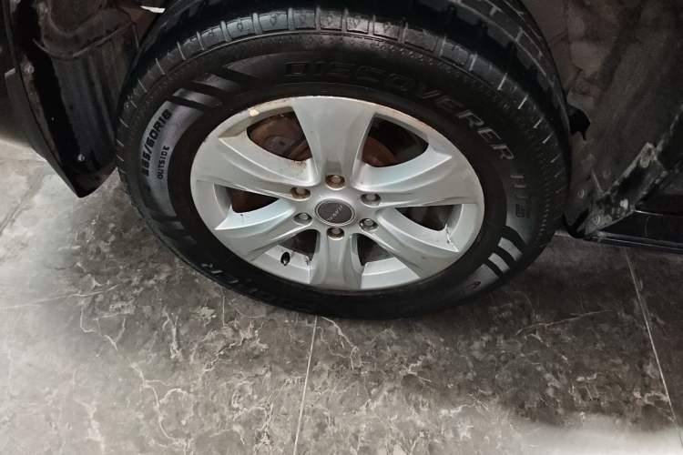 Used Haval H9 2017 2.0T Gasoline 4x4 Luxury 7-Seater Right Rear Wheel Hub