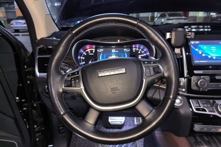 Used Haval H9 2017 2.0T Diesel 4x4 Premium 5-Seater Steering Wheel