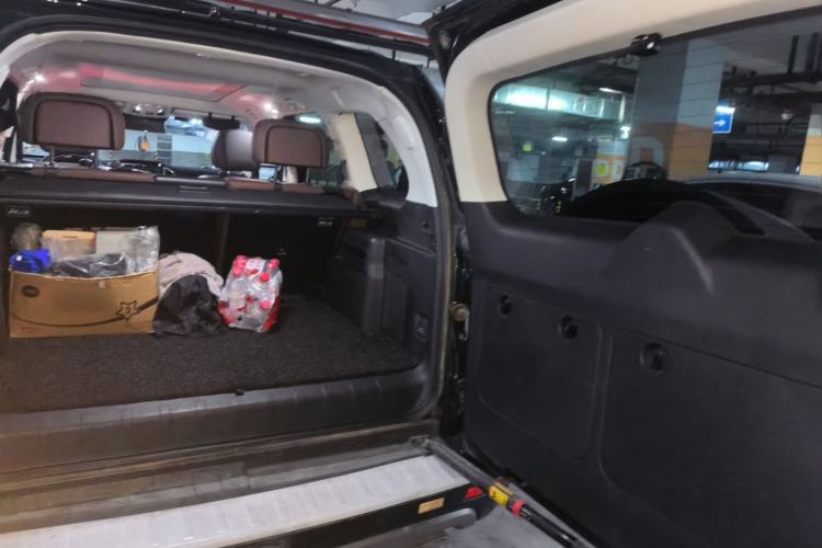 Used Haval H9 2017 2.0T Diesel 4x4 Premium 5-Seater Trunk