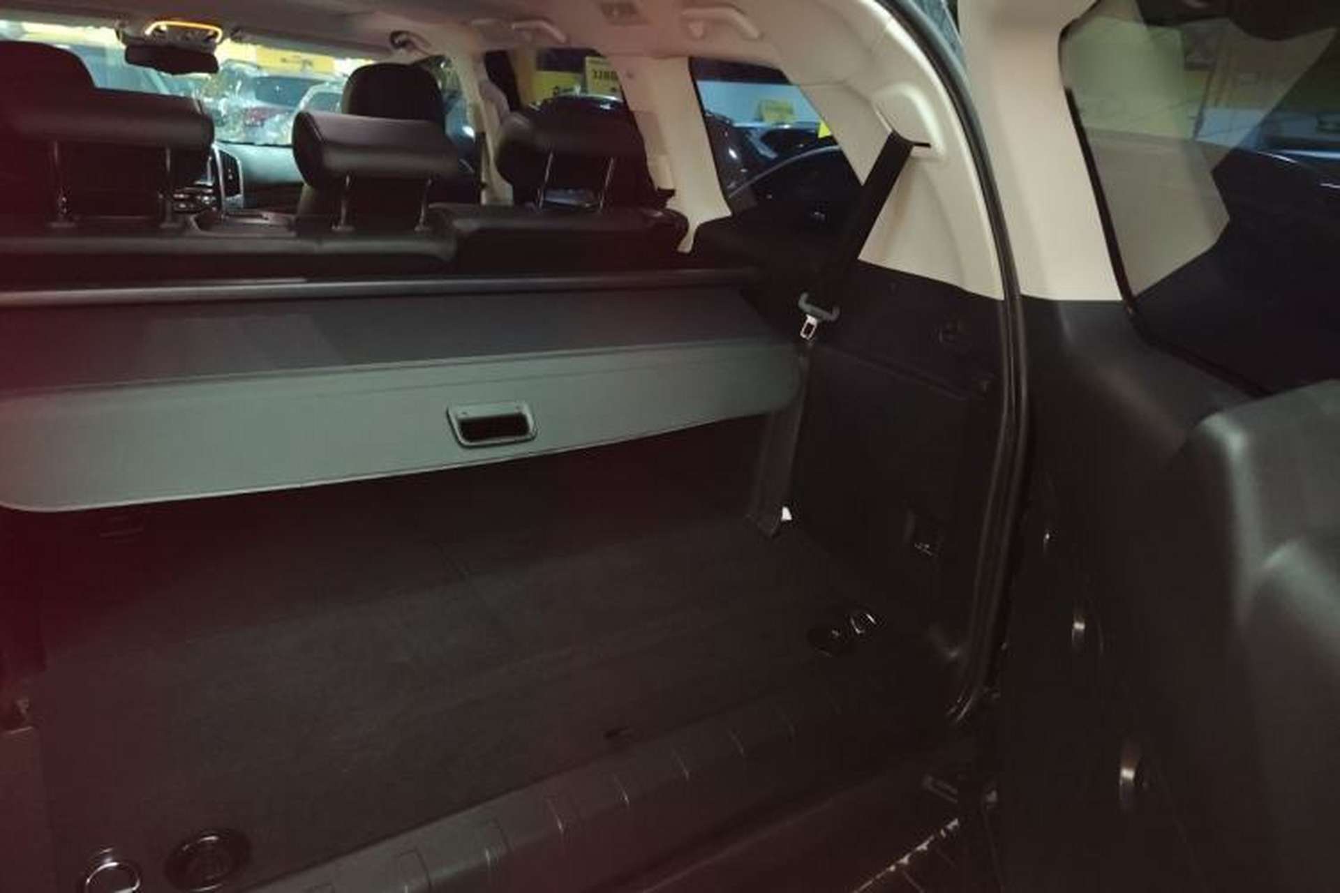 Used Haval H9 2017 2.0T Gasoline 4x4 Luxury 7-Seater Trunk