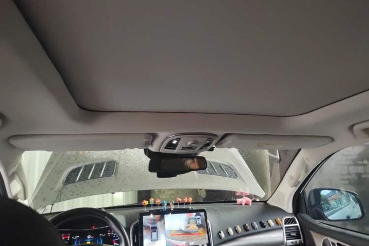Used Haval H9 2017 2.0T Diesel 4x4 Premium 5-Seater Headliner