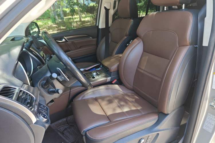 Used Haval H9 2017 2.0T Gasoline 4x4 Premium 5-Seater Left Front Seat