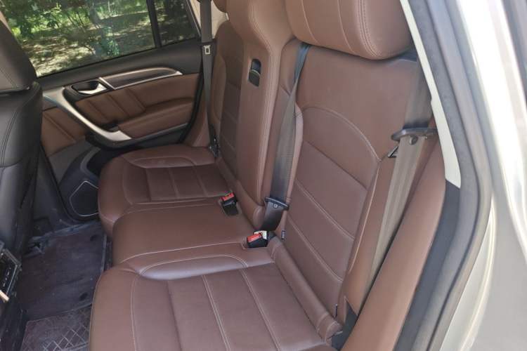 Used Haval H9 2017 2.0T Gasoline 4x4 Premium 5-Seater Left Rear Seat