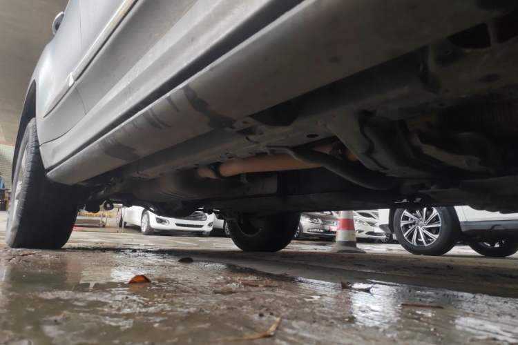 Used Haval H9 2017 2.0T Diesel 4x4 Premium 5-Seater Right Side Sill