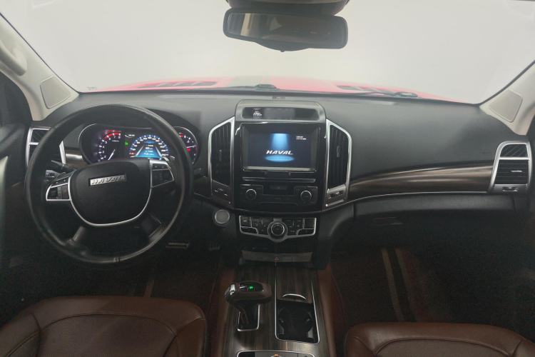 Used Haval H9 2017 2.0T Gasoline 4x4 Luxury 7-Seater Center Console
