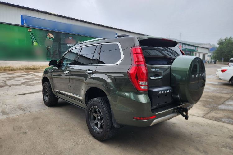 Used Haval H9 2017 2.0T Gasoline 4x4 Premium 5-Seater Exterior 2