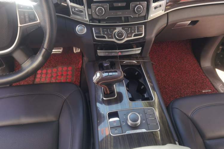 Used Haval H9 2017 2.0T Diesel 4x4 Comfort Edition 5 Seats Gear Lever