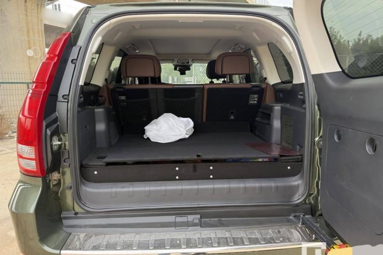 Used Haval H9 2017 2.0T Gasoline 4x4 Premium 5-Seater Interior 5