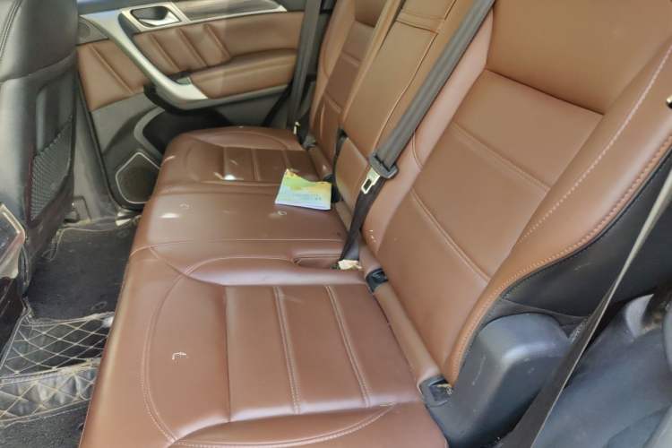 Used Haval H9 2017 2.0T Gasoline 4x4 Luxury 7-Seater Left Rear Seat