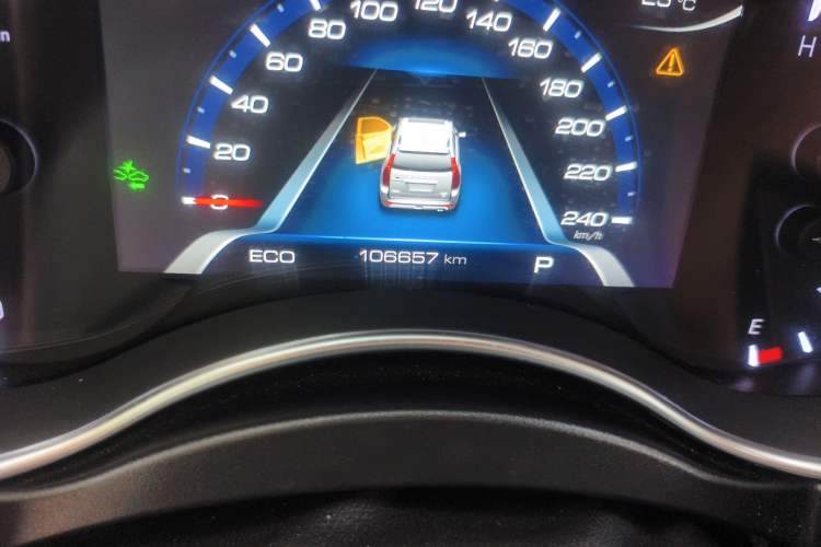 Used Haval H9 2017 2.0T Diesel 4x4 Premium 5-Seater Odometer Close Up