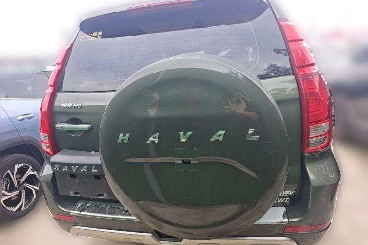 Used Haval H9 2017 2.0T Gasoline 4x4 Comfort Edition 5 Seats Rear