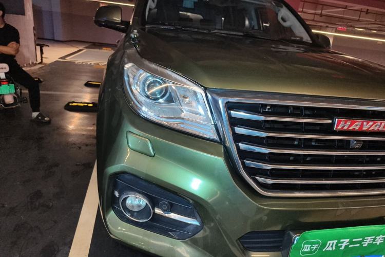 Used Haval H9 2017 2.0T Diesel 4x4 Luxury 7-Seater Right Front Headlight