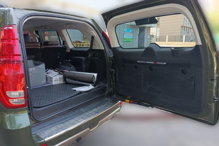 Used Haval H9 2017 2.0T Diesel 4x4 Luxury 7-Seater Trunk