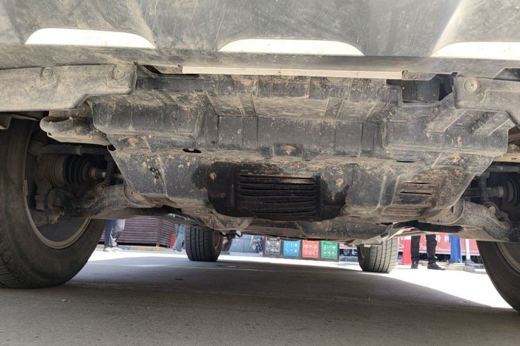 Used Haval H9 2017 2.0T Diesel 4x4 Premium 5-Seater Chassis Front