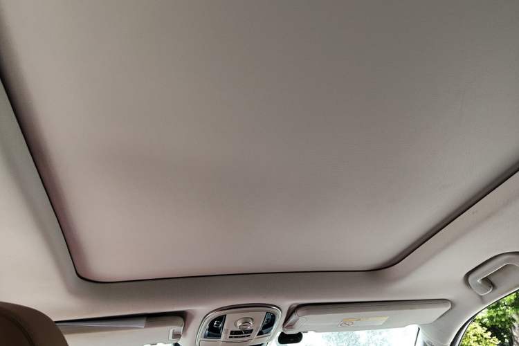 Used Haval H9 2017 2.0T Diesel 4x4 Premium 5-Seater Headliner