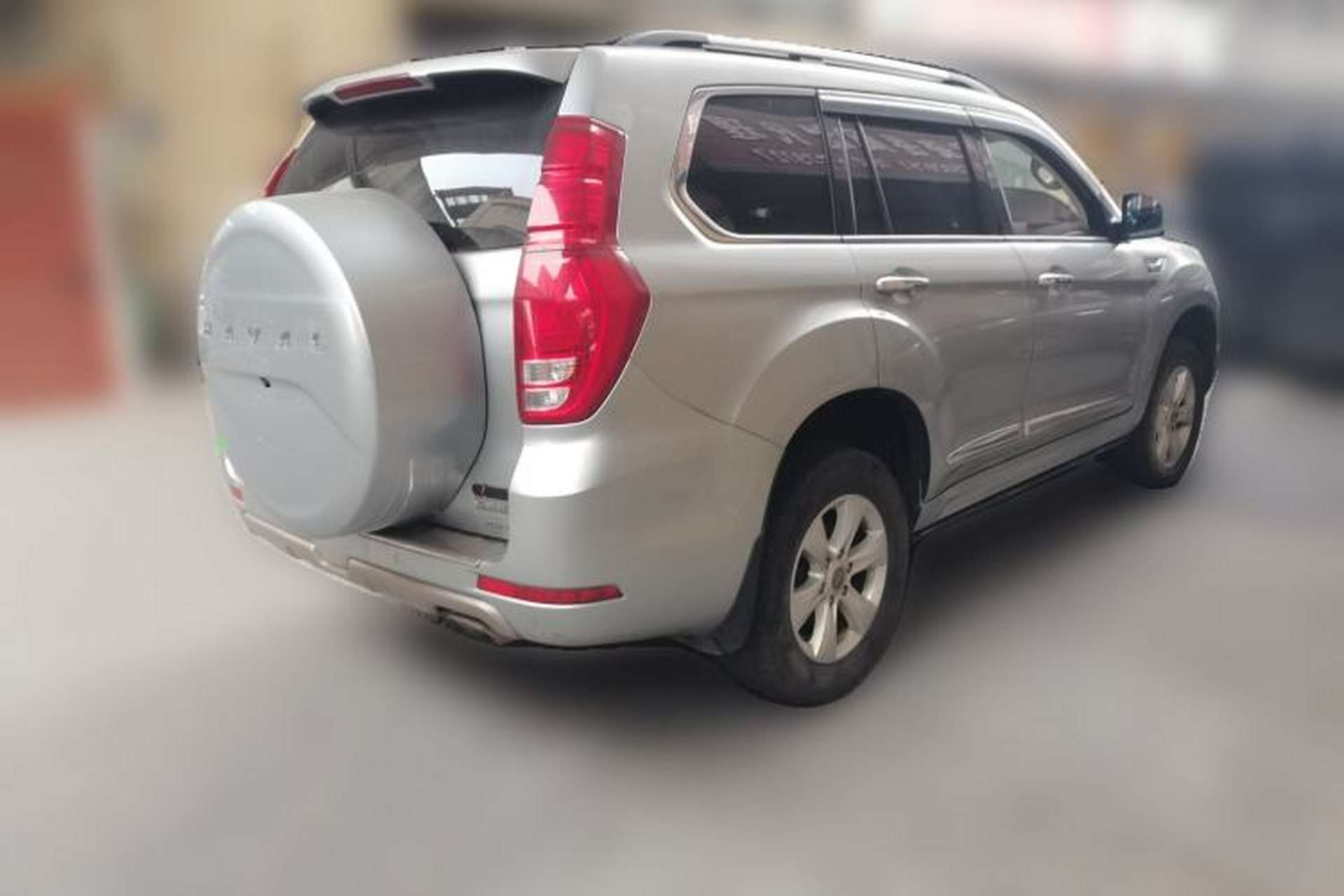 Used Haval H9 2017 2.0T Diesel 4x4 Premium 5-Seater Rear Right 45 Deg