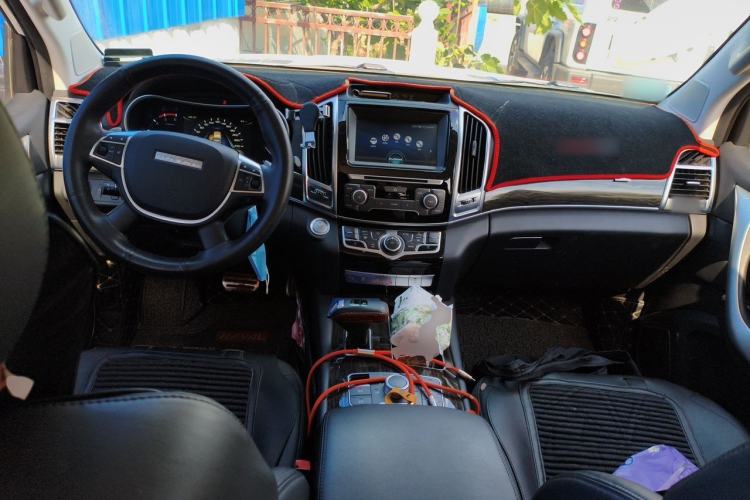 Used Haval H9 2017 2.0T Diesel 4x4 Luxury 7-Seater Center Console