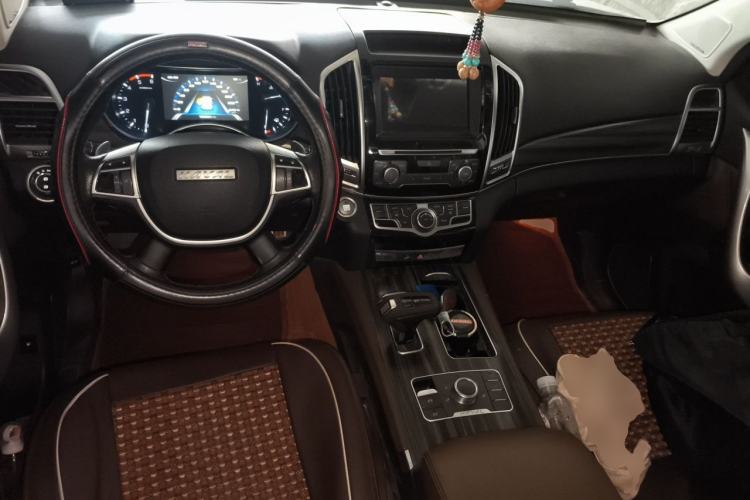 Used Haval H9 2017 2.0T Diesel 4x4 Comfort Edition 5 Seats Center Console