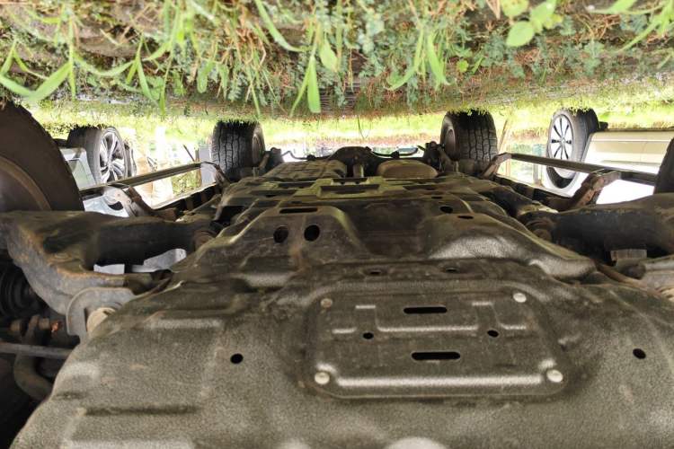 Used Haval H9 2017 2.0T Diesel 4x4 Premium 5-Seater Chassis Front