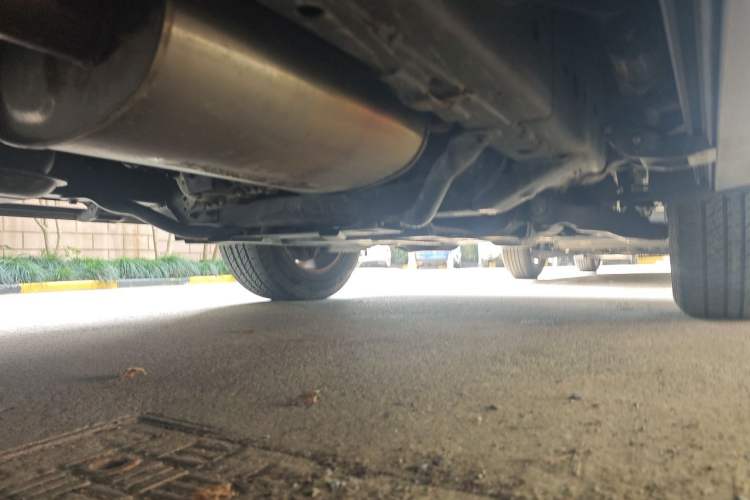 Used Haval H9 2017 2.0T Gasoline 4x4 Premium 5-Seater Chassis Front Left