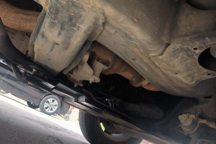 Used Haval H9 2017 2.0T Gasoline 4x4 Luxury 7-Seater Chassis Front Right