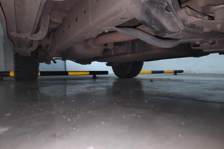 Used Haval H9 2017 2.0T Diesel 4x4 Comfort Edition 7-Seater Chassis Front Right
