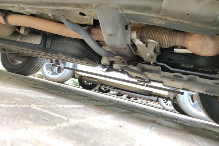 Used Haval H9 2017 2.0T Diesel 4x4 Premium 5-Seater Chassis Front Right