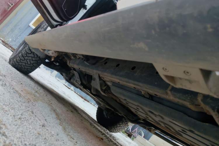 Used Haval H9 2017 2.0T Diesel 4x4 Luxury 7-Seater Chassis Rear Left