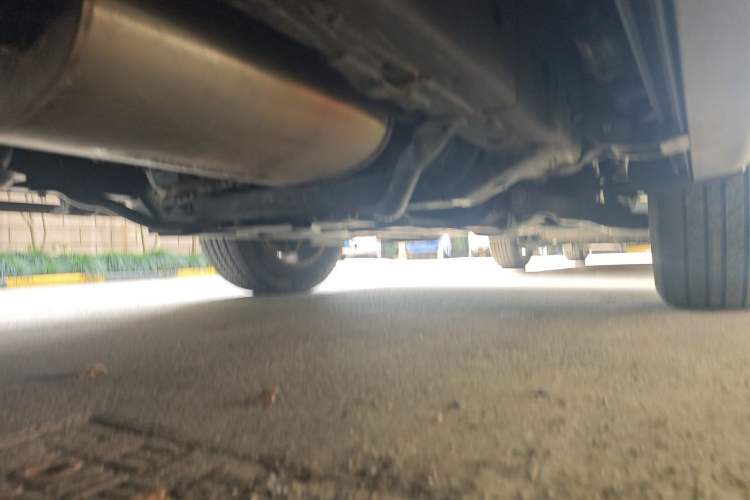 Used Haval H9 2017 2.0T Gasoline 4x4 Premium 5-Seater Chassis Rear Left