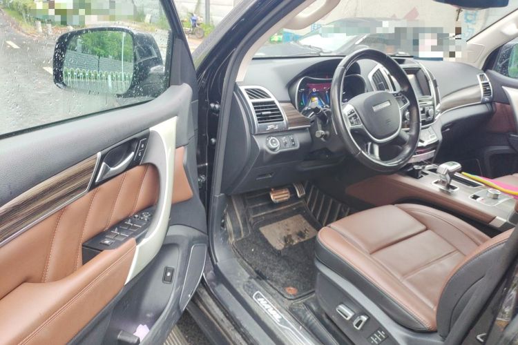 Used Haval H9 2017 2.0T Gasoline 4x4 Premium 5-Seater Driver Seat