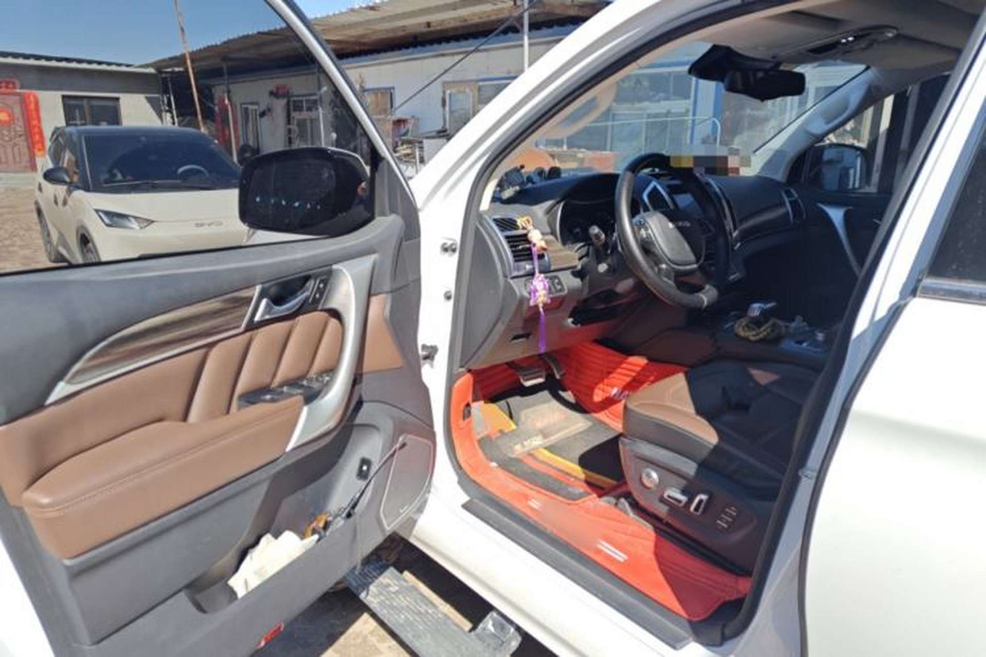 Used Haval H9 2017 2.0T Gasoline 4x4 Luxury 7-Seater Driver Seat