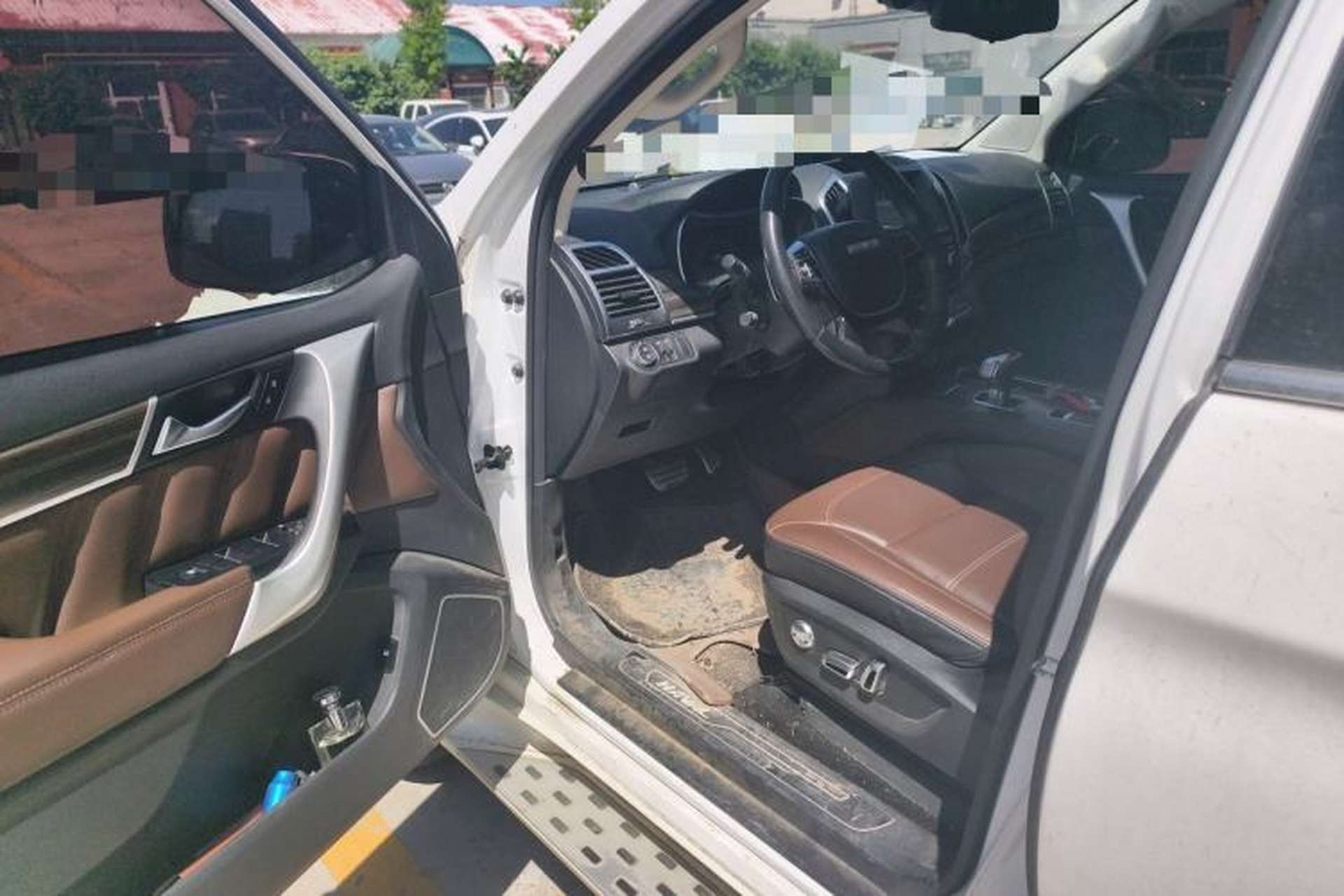 Used Haval H9 2017 2.0T Gasoline 4x4 Comfort Edition 5 Seats Driver Seat