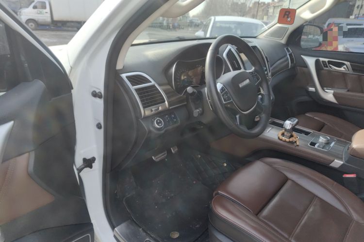 Used Haval H9 2017 2.0T Gasoline 4x4 Prestige Model 7 Seats Driver Seat