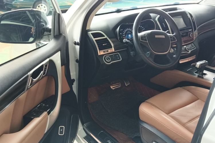 Used Haval H9 2017 2.0T Gasoline 4x4 Premium 5-Seater Driver Seat