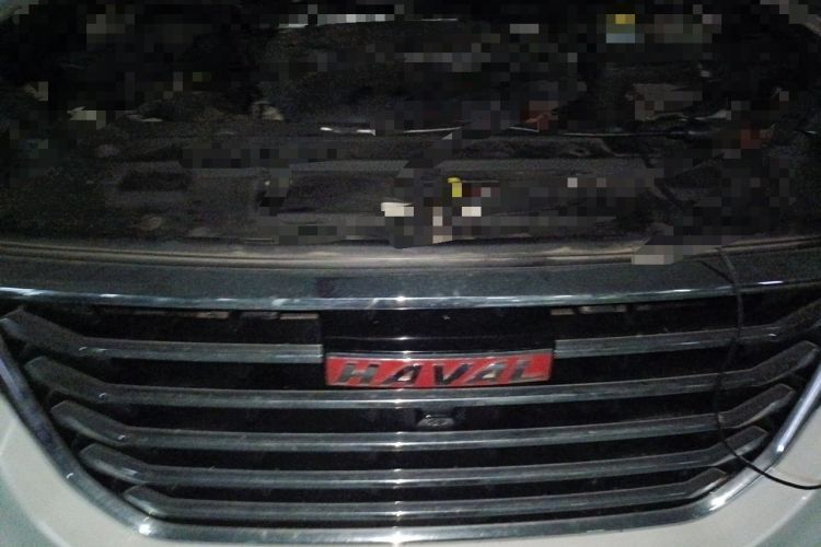 Used Haval H9 2017 2.0T Diesel 4x4 Premium 5-Seater Engine Bay