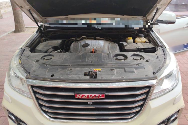 Used Haval H9 2017 2.0T Gasoline 4x4 Prestige Model 7 Seats Engine Bay