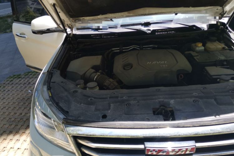 Used Haval H9 2017 2.0T Diesel 4x4 Luxury 7-Seater Engine Bay Right