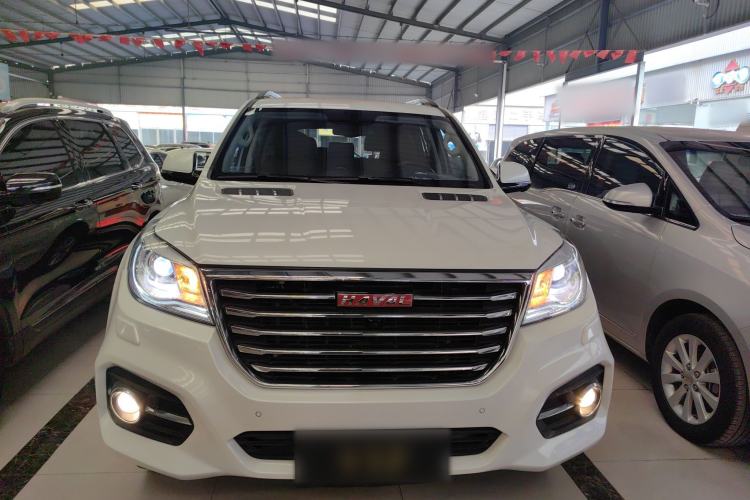 Used Haval H9 2017 2.0T Gasoline 4x4 Premium 5-Seater Exterior 1