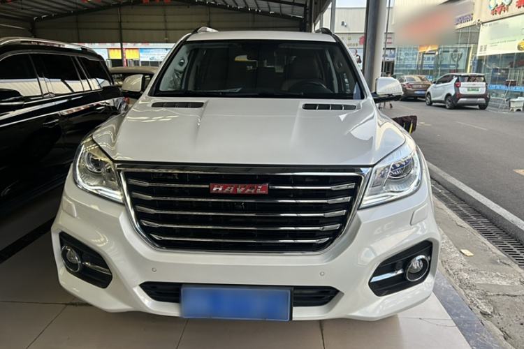 Used Haval H9 2017 2.0T Gasoline 4x4 Premium 5-Seater Exterior 1