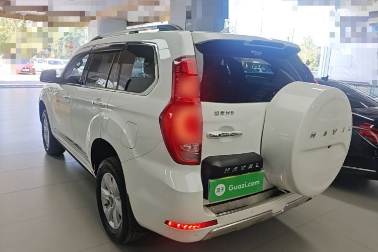 Used Haval H9 2017 2.0T Gasoline 4x4 Premium 5-Seater Exterior 2