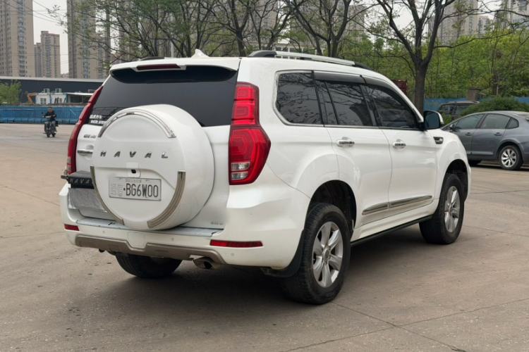 Used Haval H9 2017 2.0T Gasoline 4x4 Premium 5-Seater Exterior 2