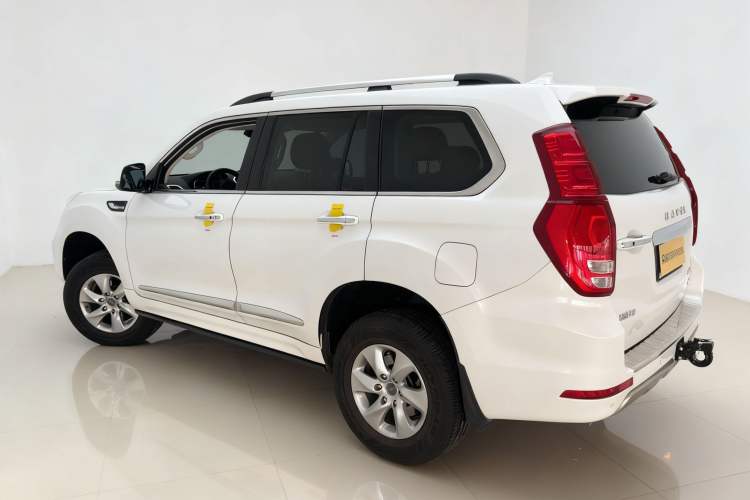 Used Haval H9 2017 2.0T Gasoline 4x4 Premium 5-Seater Exterior 3
