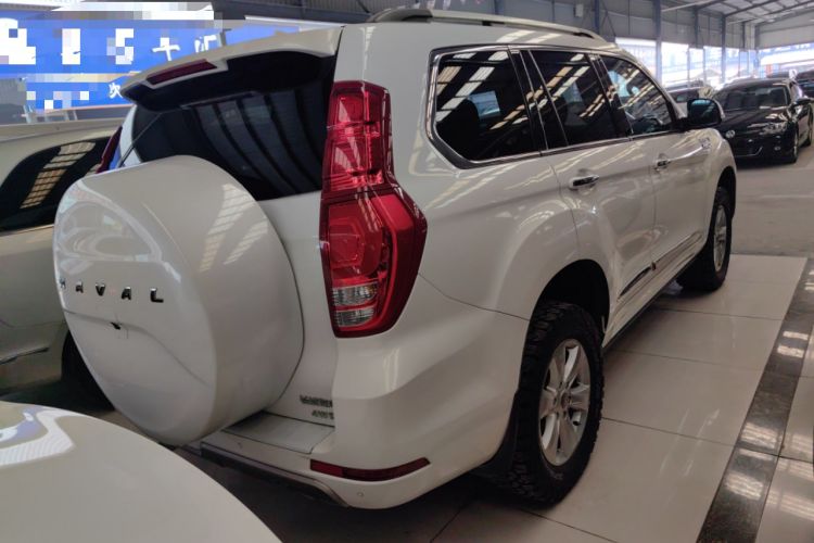 Used Haval H9 2017 2.0T Gasoline 4x4 Premium 5-Seater Exterior 5