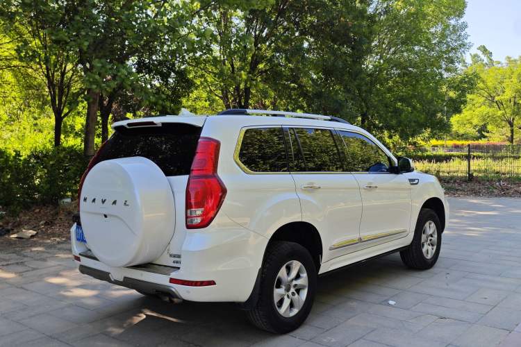 Used Haval H9 2017 2.0T Gasoline 4x4 Premium 5-Seater Exterior 5