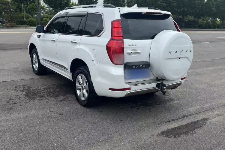 Used Haval H9 2017 2.0T Gasoline 4x4 Luxury 7-Seater Exterior 5