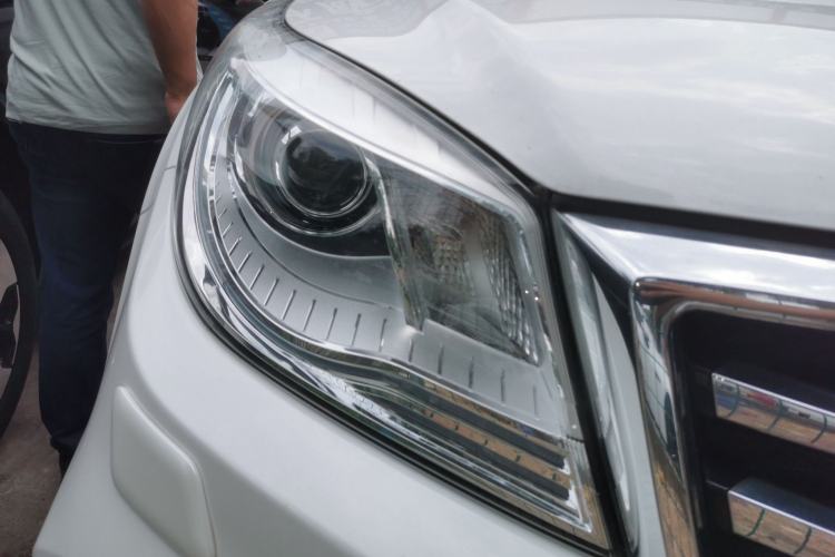 Used Haval H9 2017 2.0T Diesel 4x4 Premium 5-Seater Exterior 6