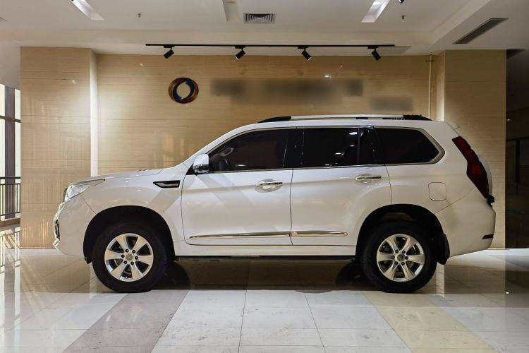 Used Haval H9 2017 2.0T Gasoline 4x4 Premium 5-Seater Exterior 6