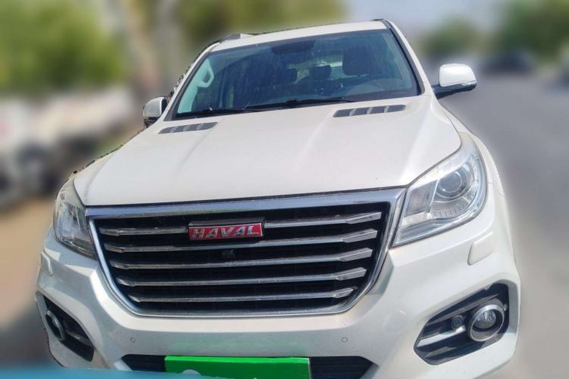 Used Haval H9 2017 2.0T Gasoline 4x4 Luxury 7-Seater Front